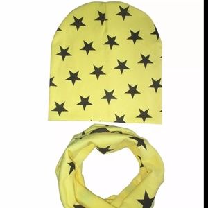 NEW BENNIE SCARF SET SIZE 6MO-2T